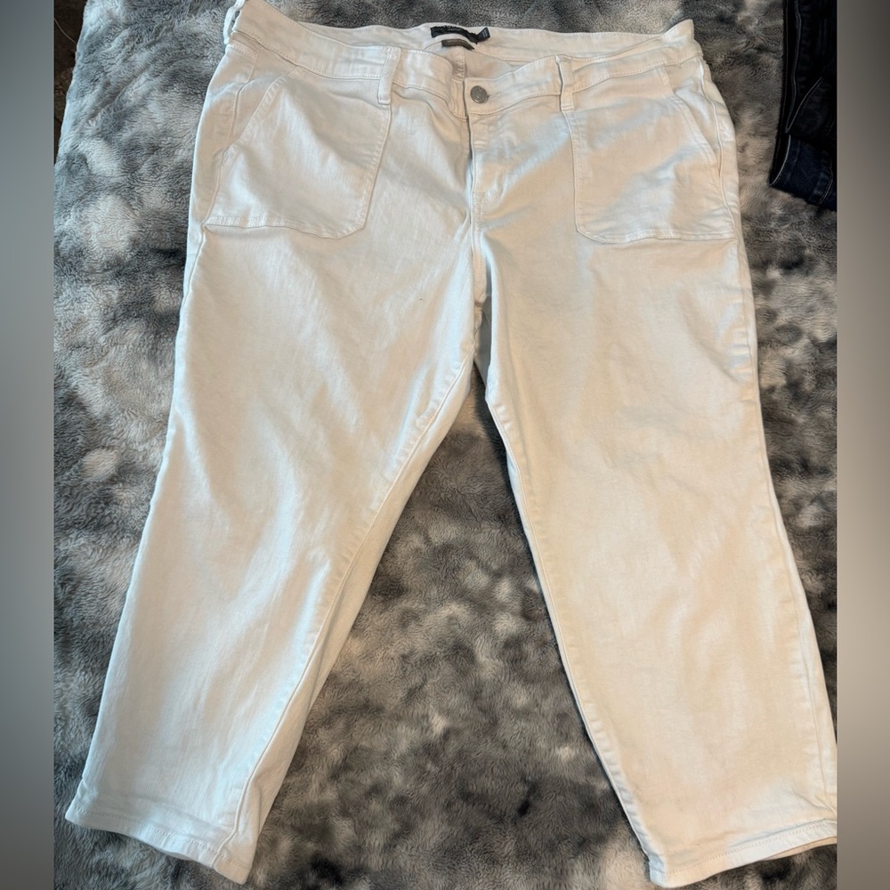 Torrid Cream Ankle Jeans